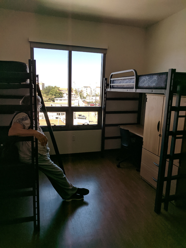triple with bunks